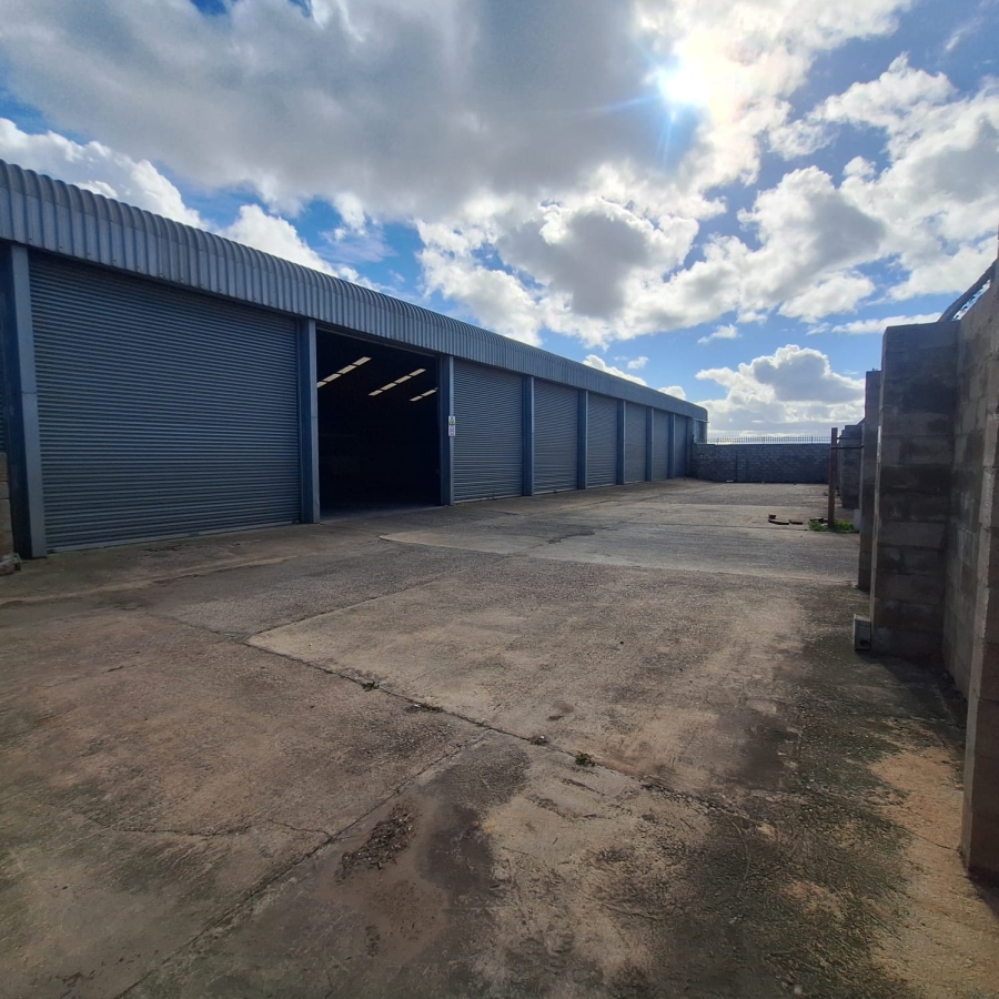 To Let Commercial Property for Rent in De Almeida Western Cape